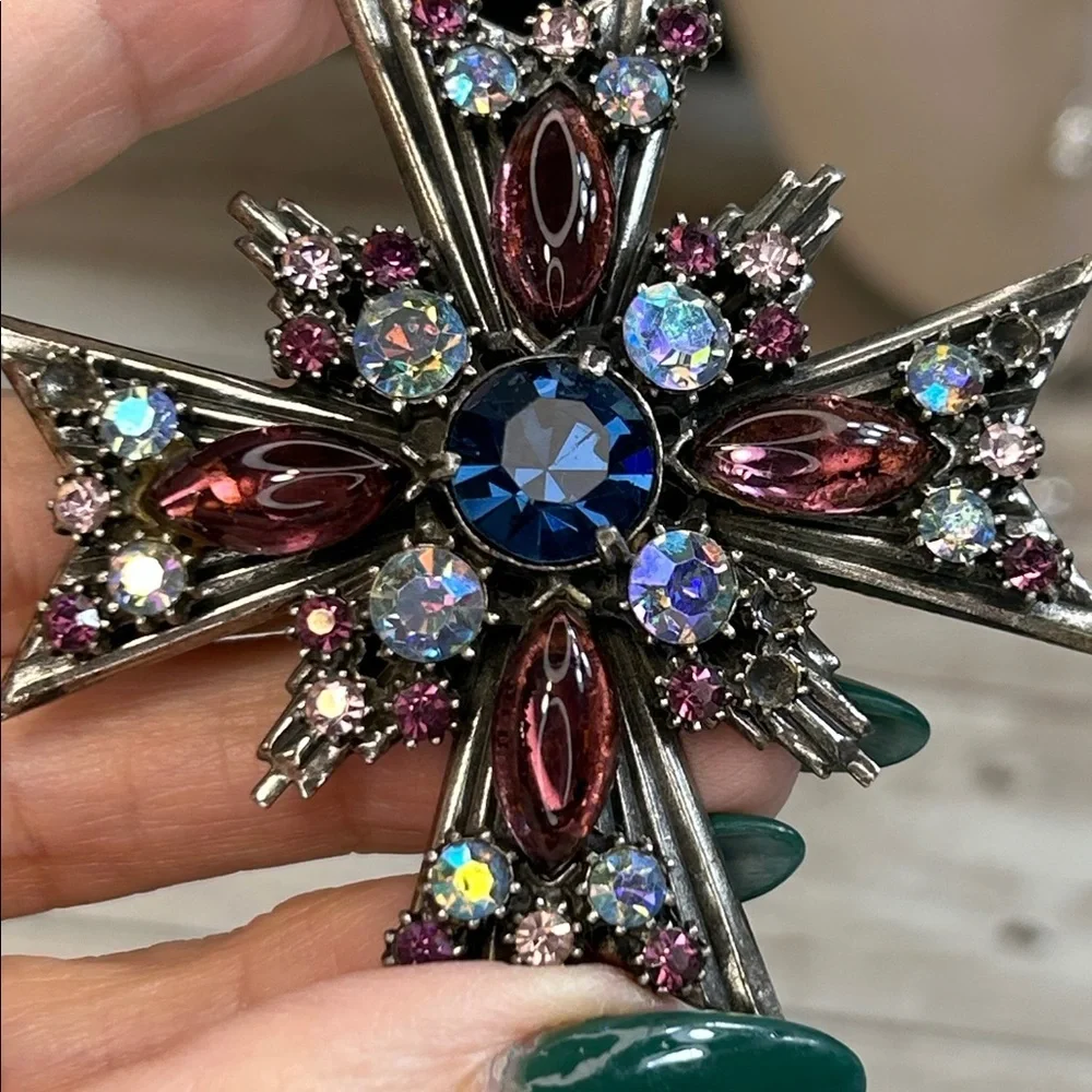 Vintage Florenza Maltese Cross pendant brooch missing rhinestones